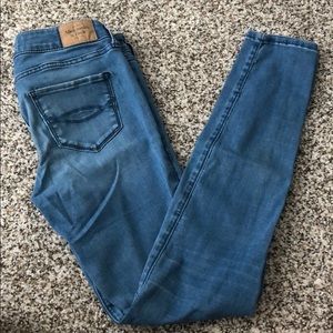 ⭐️ Abercrombie Mid Rise Jeggings ⭐️